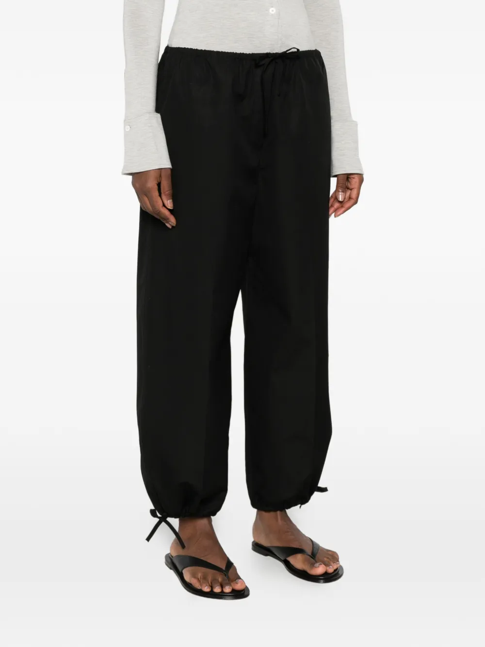 TOTEME Broek met trekkoord Zwart