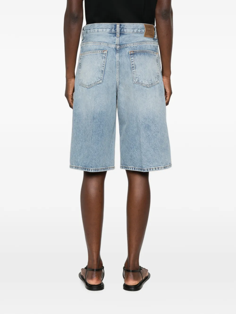 TOTEME Board denim knielange shorts Blauw
