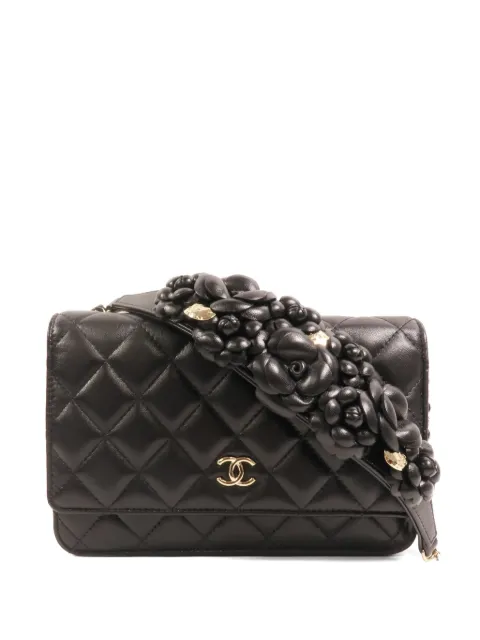 CHANEL Pre-Owned bolsa crossbody Wallet On Chain capitonada