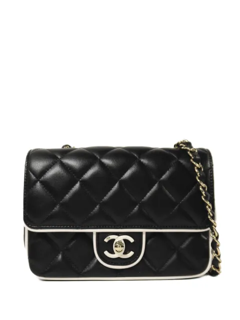 CHANEL Pre-Owned CC turn-lock quilted shoulder bag