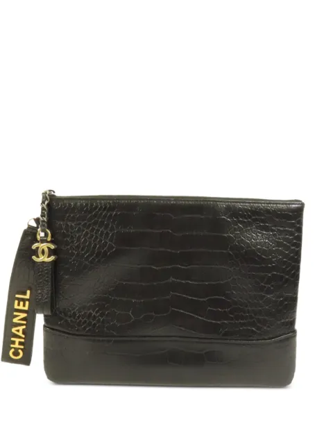 CHANEL Pre-Owned CC textured-leather clutch bag