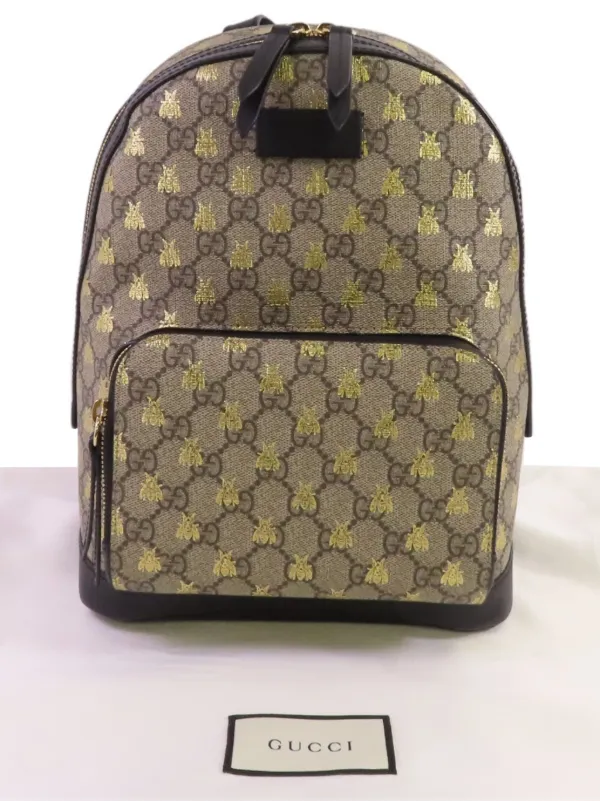 Gucci Pre-Owned GG Supreme bee-print Backpack | Neutrals | FARFETCH