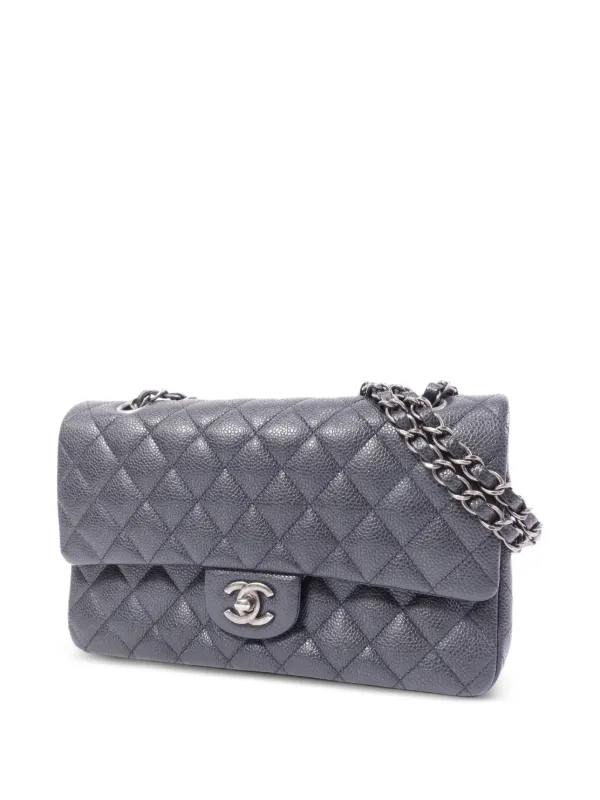 CHANEL Pre-Owned CC turn-lock Classic Shoulder Bag | Grey | FARFETCH