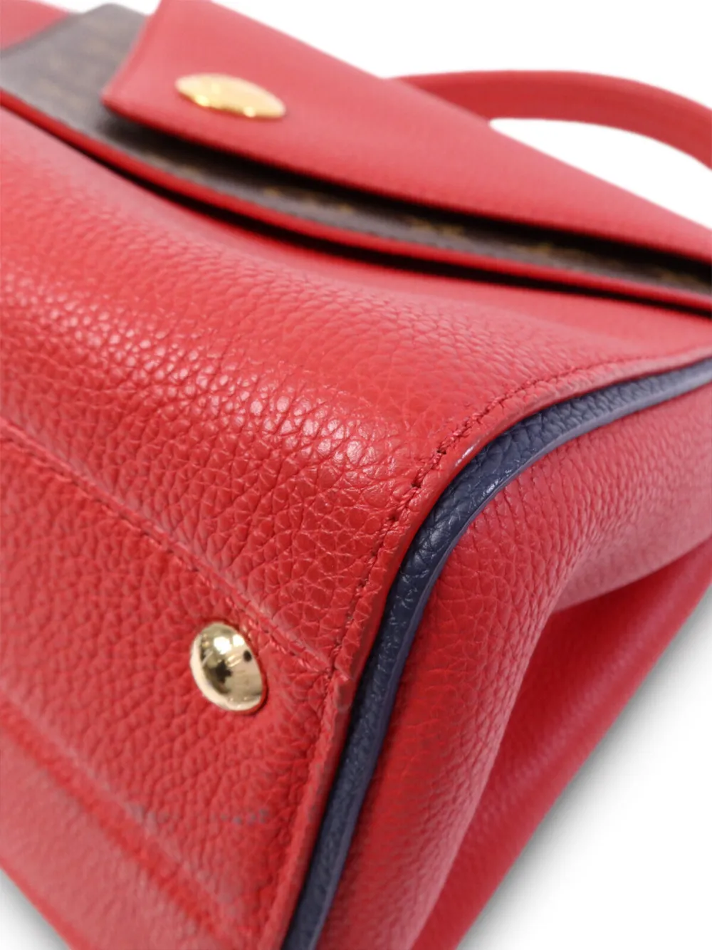 Louis Vuitton Pre-owned Double V Two-way Handbag in Red, view 5