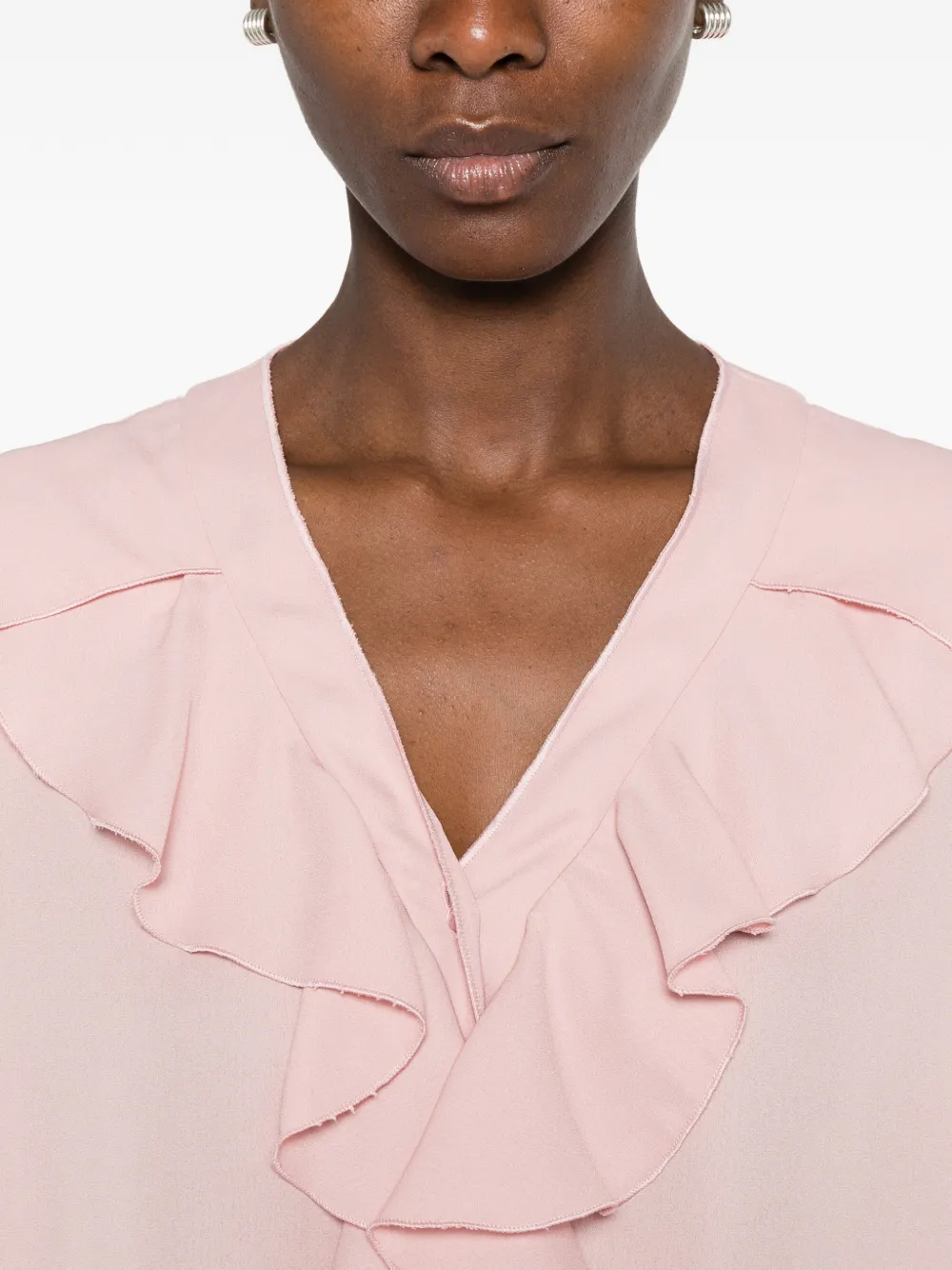 CARLA G. Erug blouse met ruches en V-hals Roze