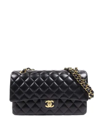 SV925 マトラッセ CHANEL Pre-Owned マトラッセ ショルダーバッグ | ブラック | FARFETCH JP