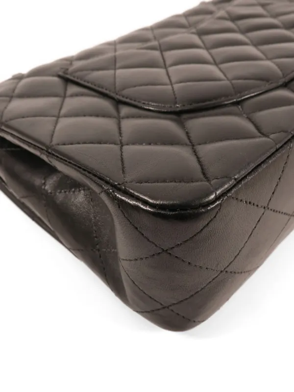 CHANEL Pre-Owned 25 Classic turn-lock Shoulder Bag | Black | FARFETCH
