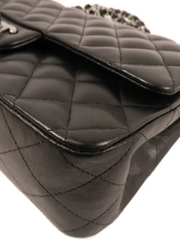 CHANEL Pre-Owned 25 Classic turn-lock Shoulder Bag | Black | FARFETCH