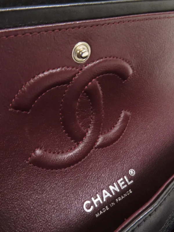 CHANEL Pre-Owned 25 ターンロック マトラッセ ショルダーバッグ