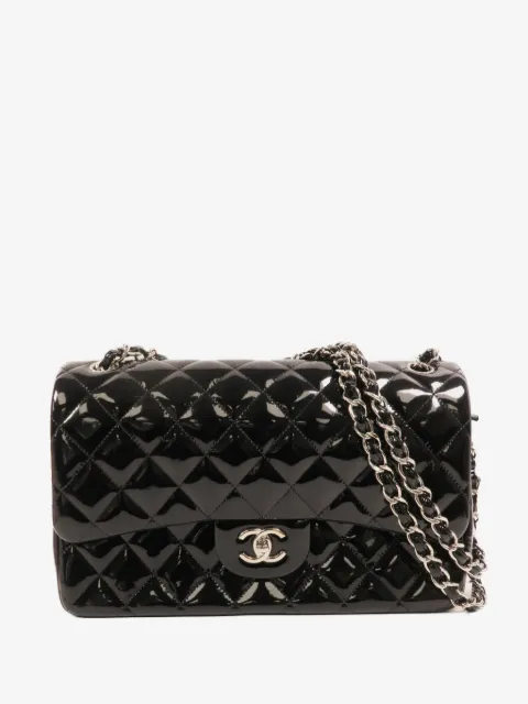 CHANEL Pre-Owned bolsa de hombro con cierre giratorio y logo CC capitonado