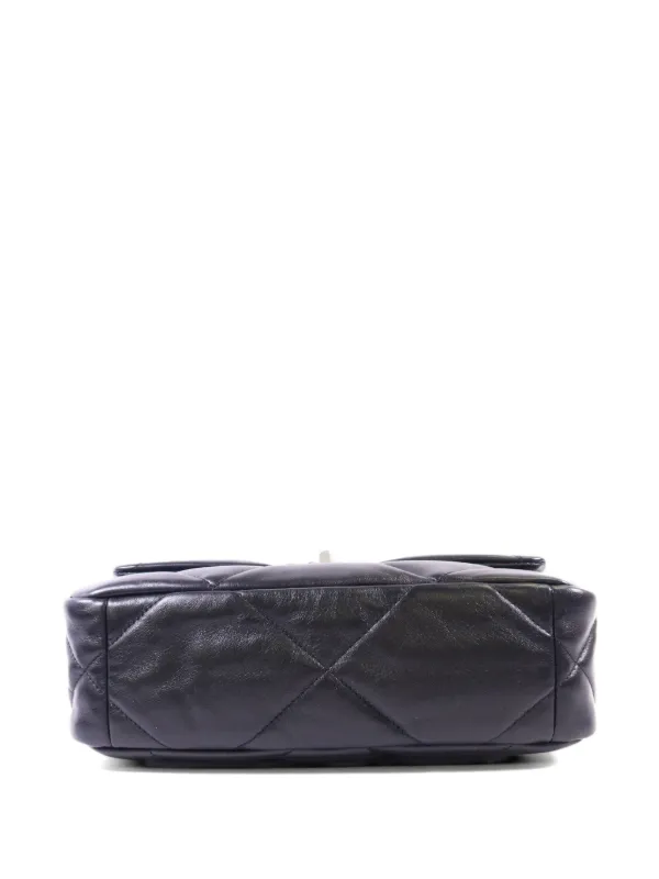 CHANEL Pre-Owned Chanel 19 Quilted Shoulder Bag | Black | FARFETCH