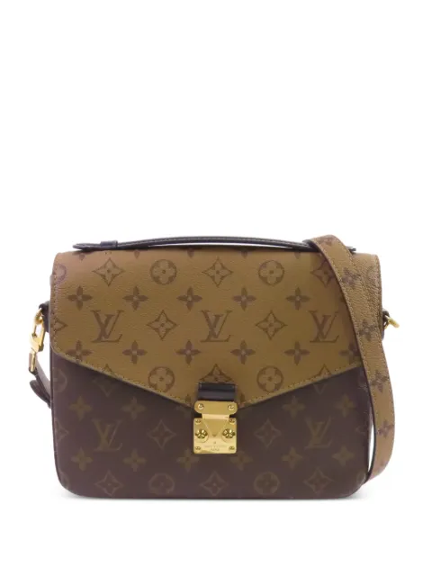 Louis Vuitton Pre-Owned Pochette Metis Monogram shoulder bag