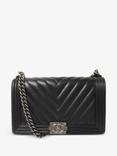 CHANEL Pre-Owned bolsa de hombro Boy con capitonado chevron