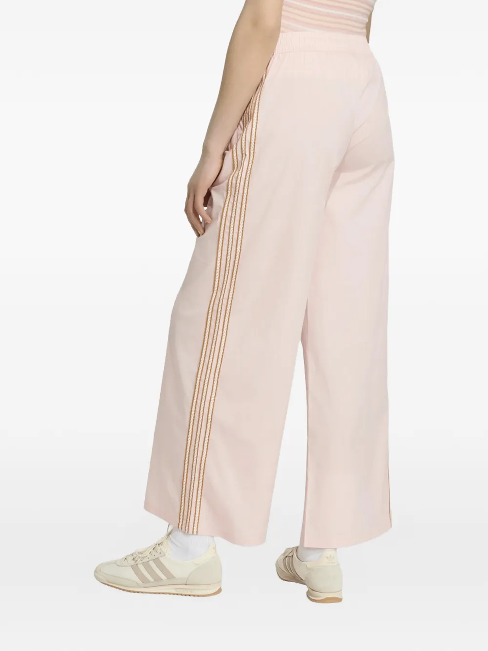 adidas Summer Glow broek met wijde pijpen en zijstreep Roze