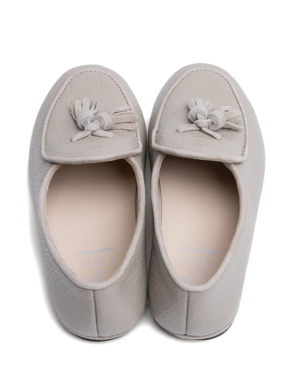 Tales of Two Zayan loafers met kwastje Grijs