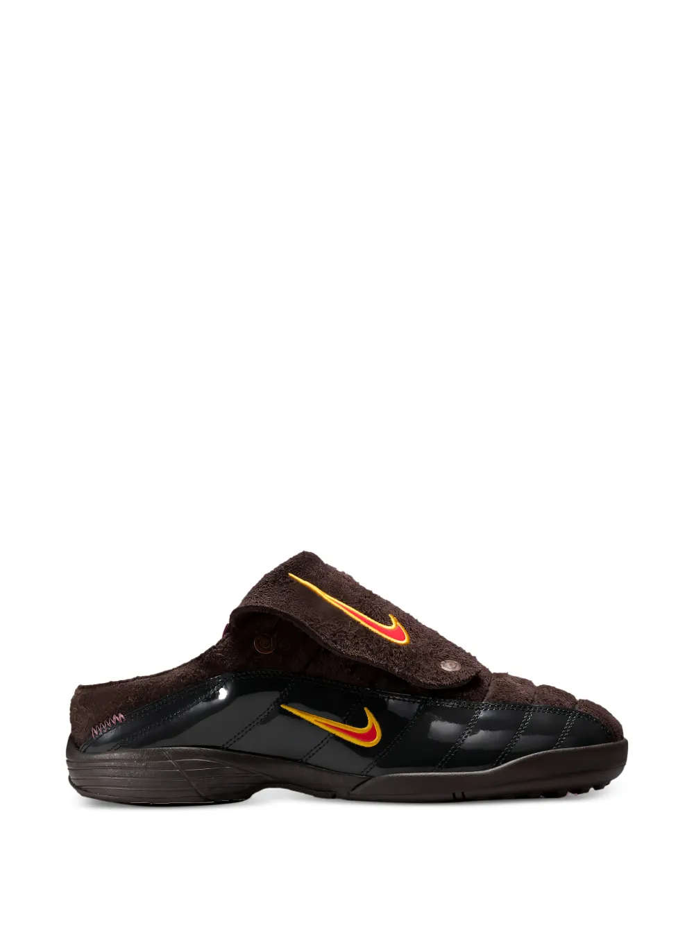 Nike x Kids of Immigrants KOI T90 mules Zwart