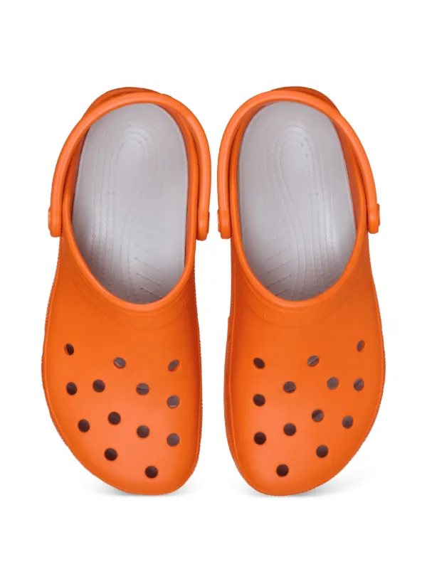 Crocs Classic EXP クロッグサンダル | オレンジ | FARFETCH JP