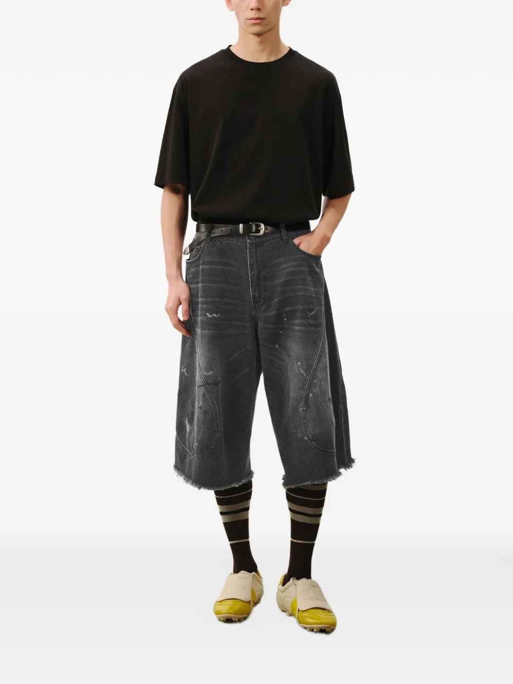 CROQUIS Denim shorts met franje en verfspatten Zwart