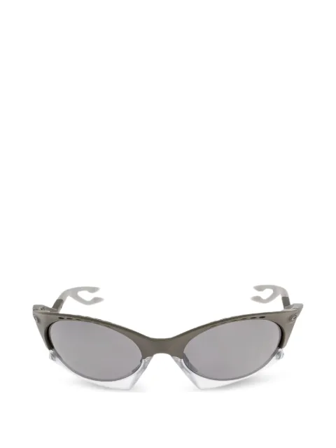 Oakley Plantaris cat-eye frame sunglasses