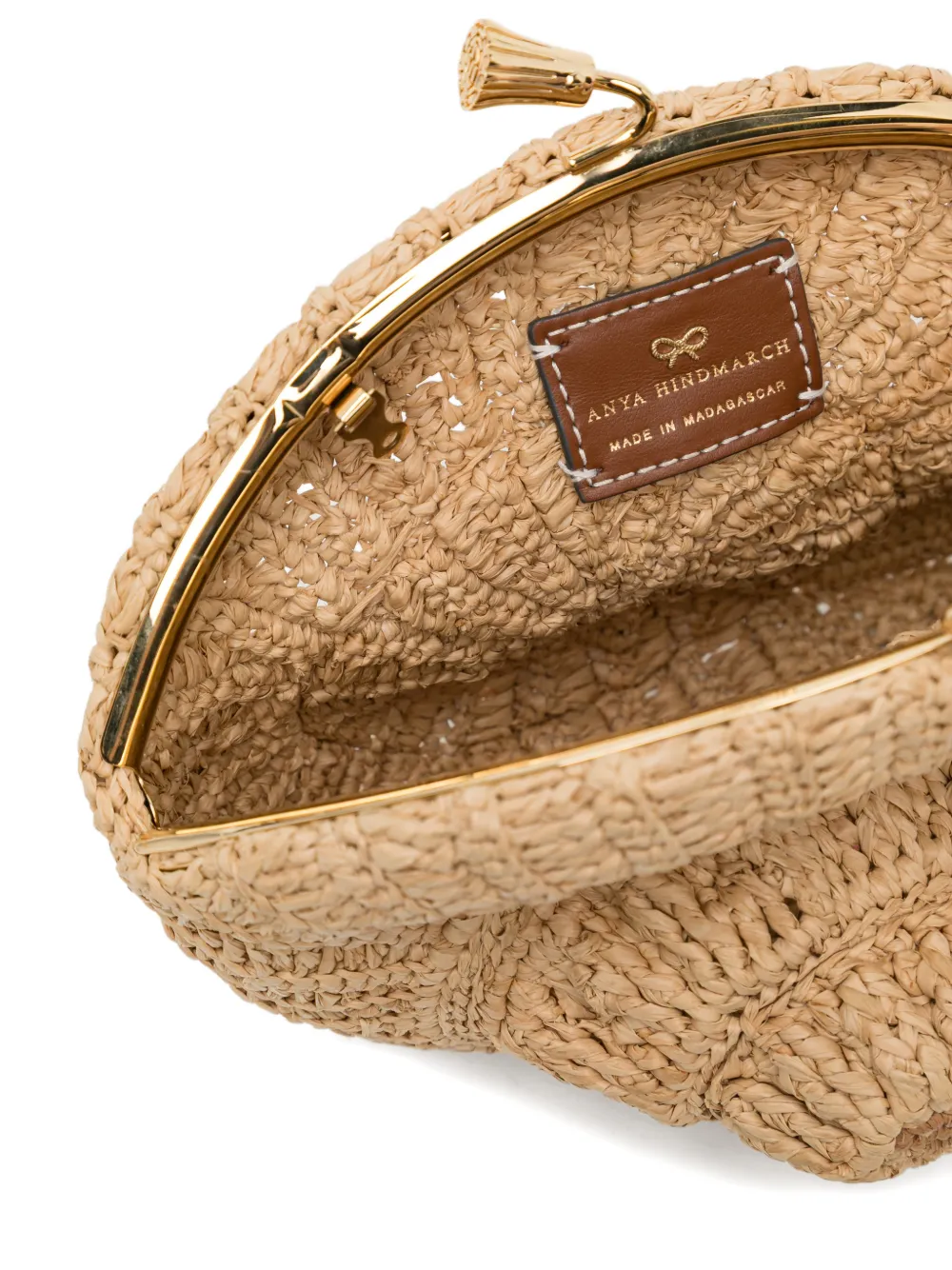 Anya Hindmarch Geweven crossbodytas met schelpvorm Beige