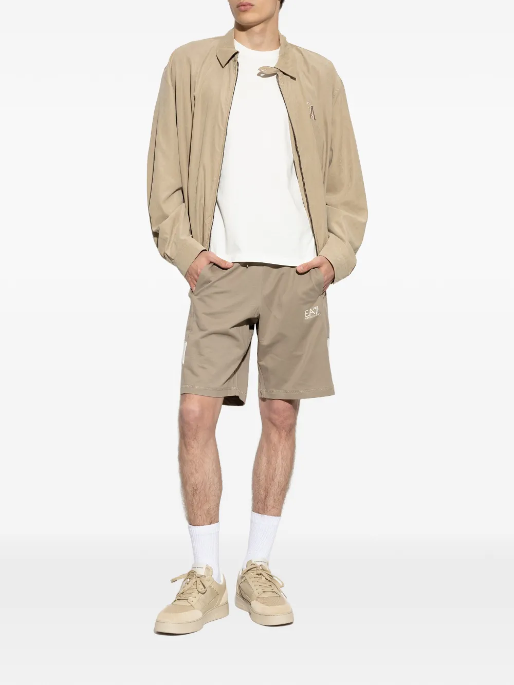 Ea7 Emporio Armani Trainingsshorts met logoprint en trekkoord Beige