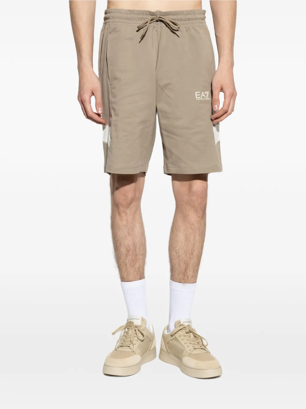 Ea7 Emporio Armani Trainingsshorts met logoprint en trekkoord Beige