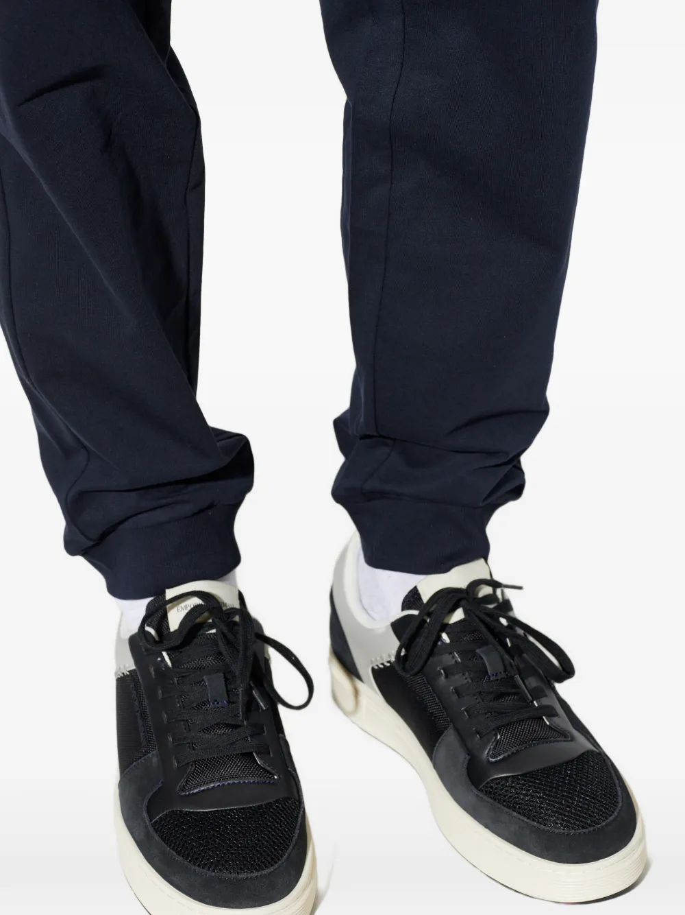 Emporio Armani mesh-panelled cross-stitch sneakers Zwart