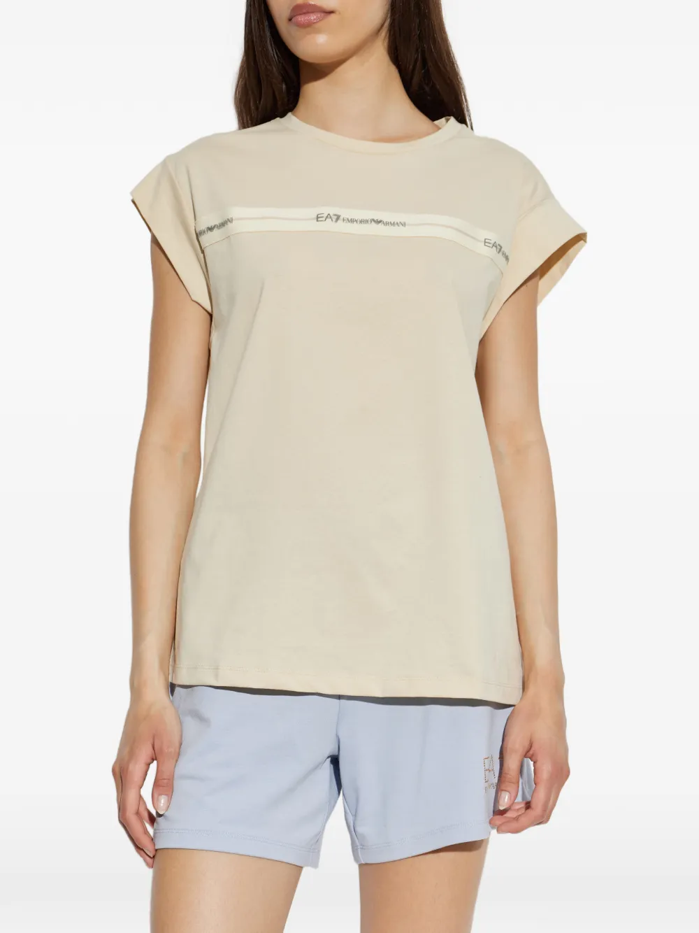 Ea7 Emporio Armani T-shirt met logo Beige