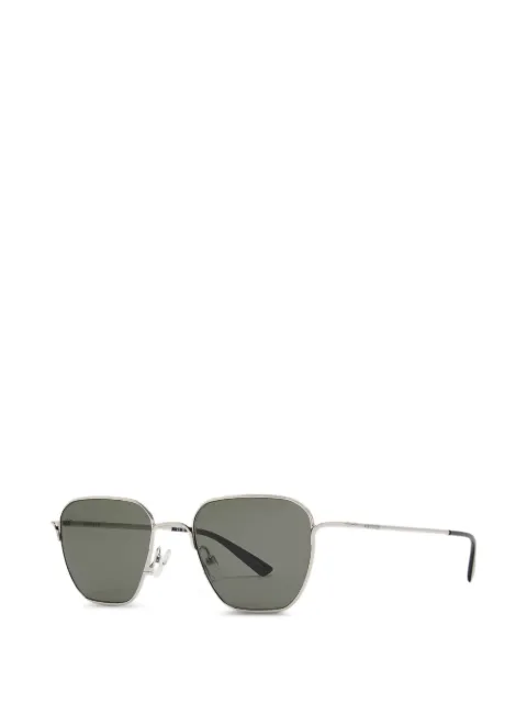 Alexander McQueen Eyewear lentes de sol con armazón en D