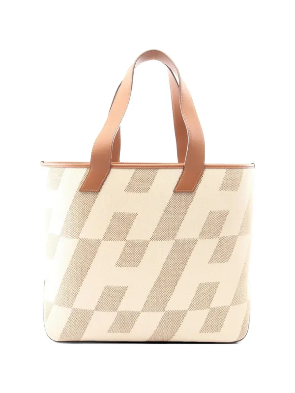 Hermès Pre-owned 2021 H Ambie GM Tote Bag in Neutrals
