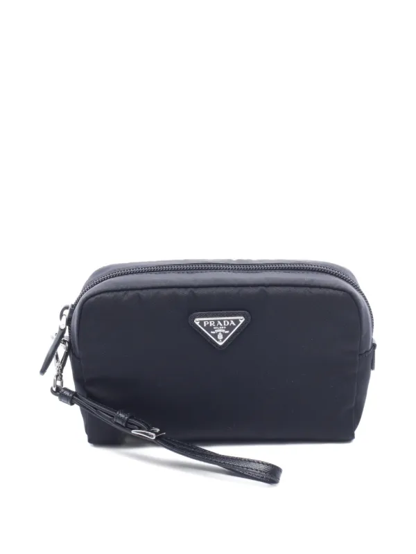 Prada Pre-owned 2020s Re-nylon Logo-plaque Pouch in Black