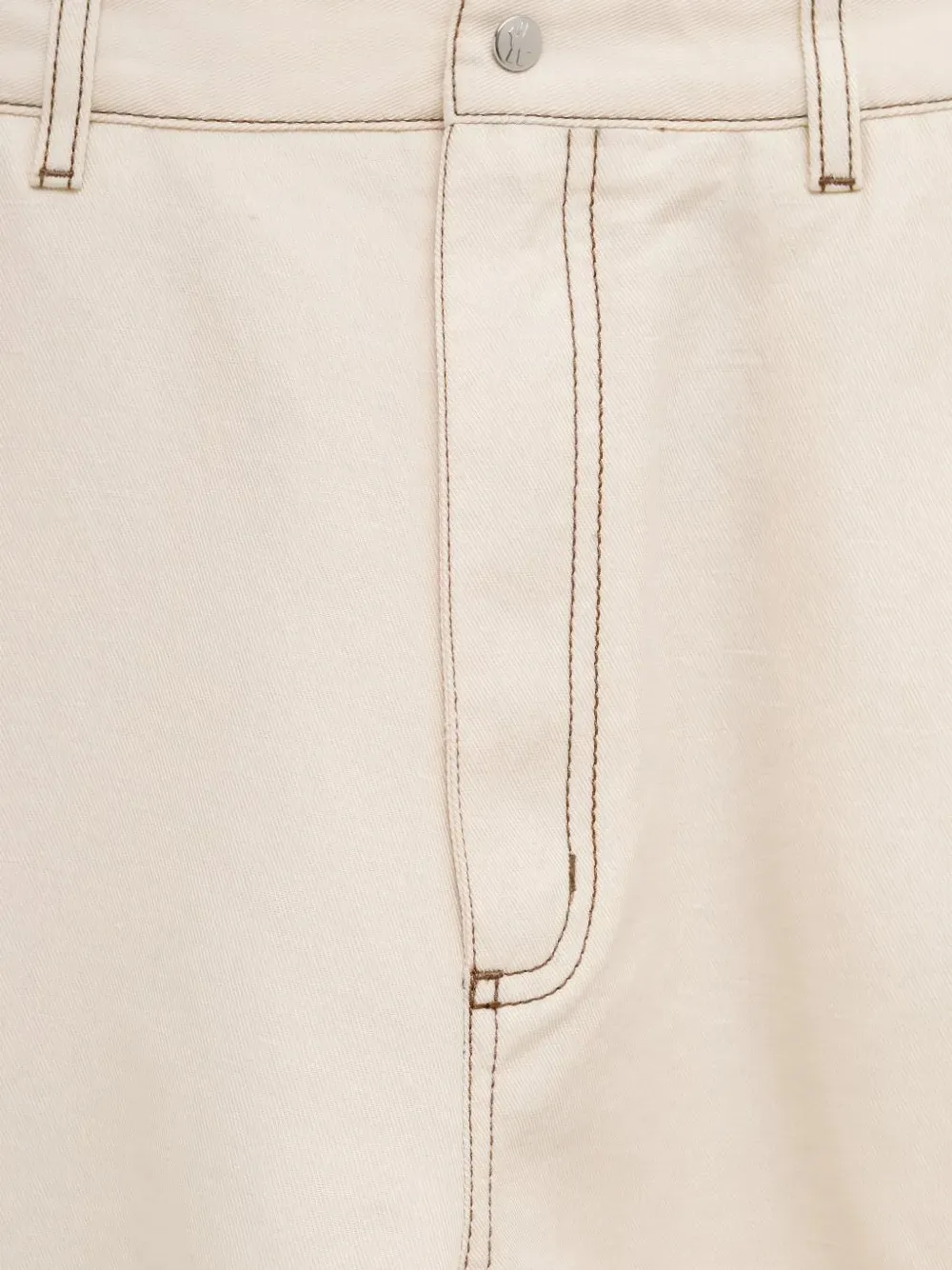 Moncler Gabardine cargo shorts met contrasterend stiksel Beige