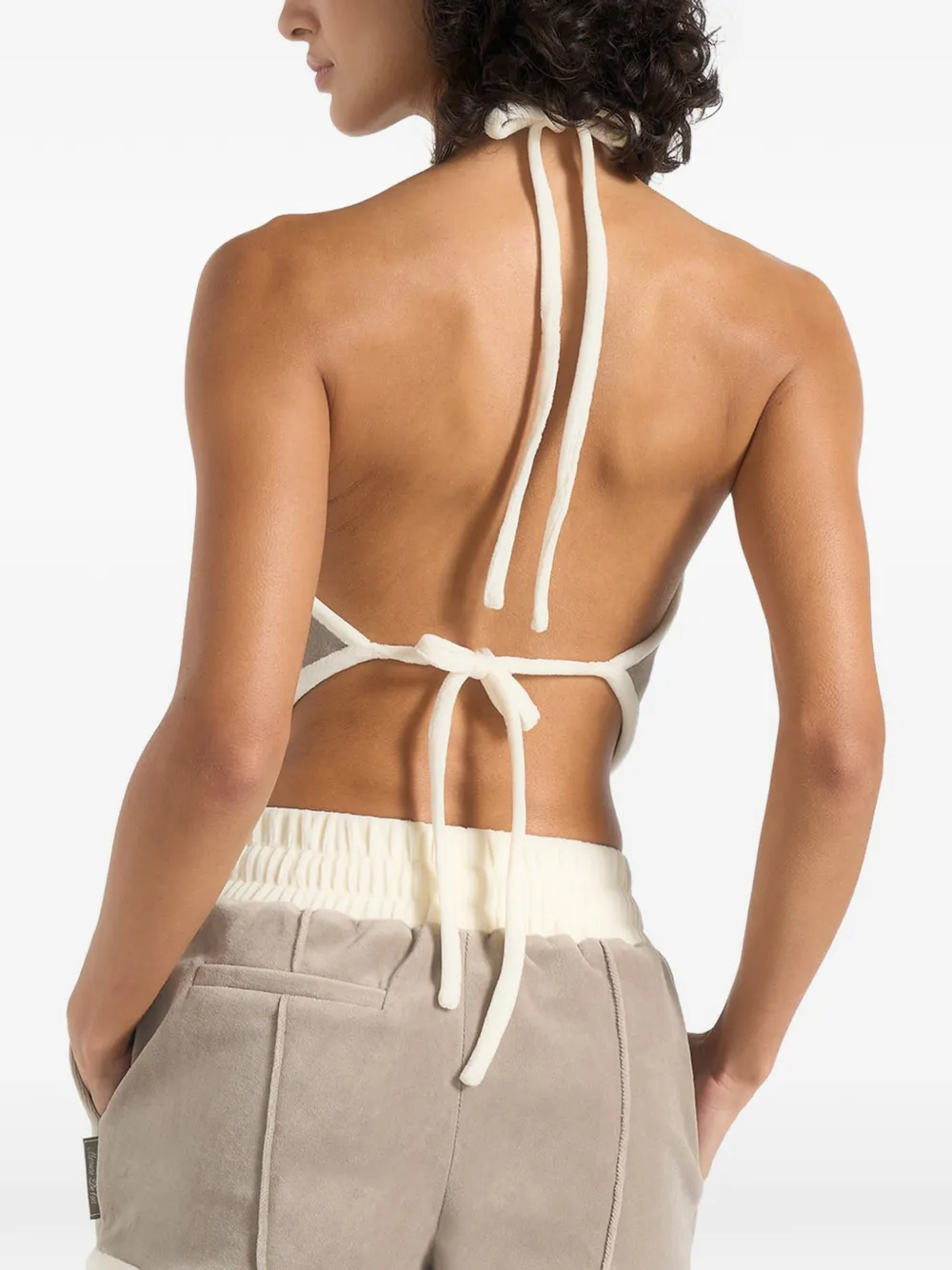 Manière De Voir Malena contrasterende fluwelen haltertop Beige
