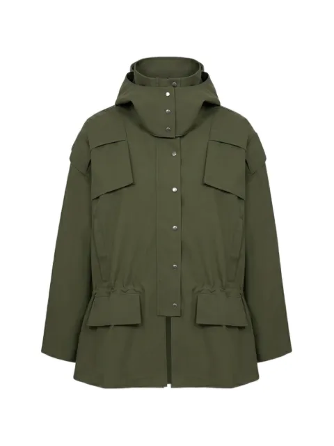 Fidan Novruzova parka Clio con cordones