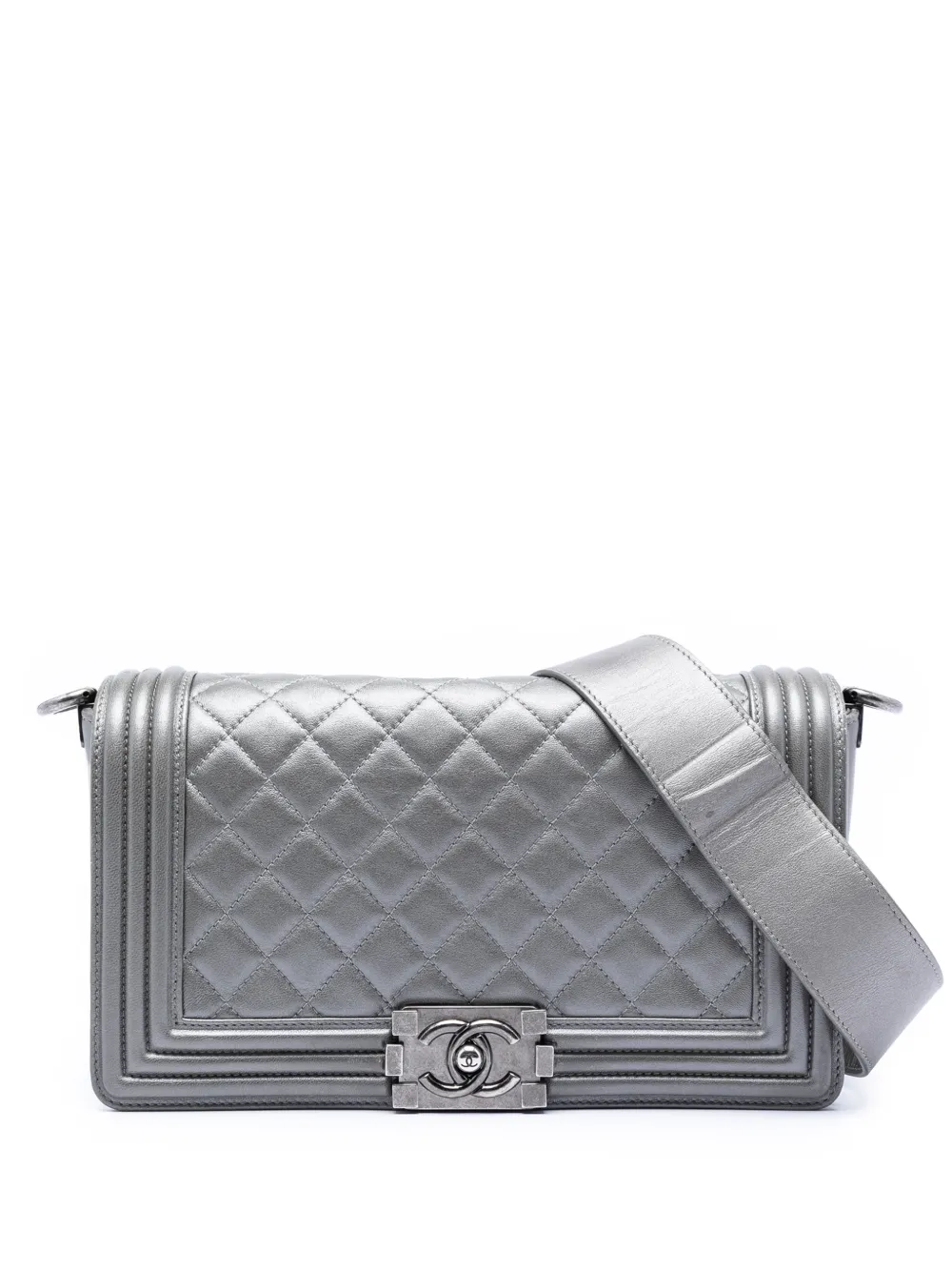 CHANEL Pre-Owned 2012 Old Medium Quilted Lambskin Boy Flap crossbody bag - Grigio
