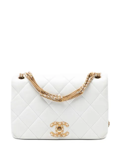 CHANEL Pre-Owned 2021-2026 CC Quilted Lambskin Looping Chain Flap crossbody bag