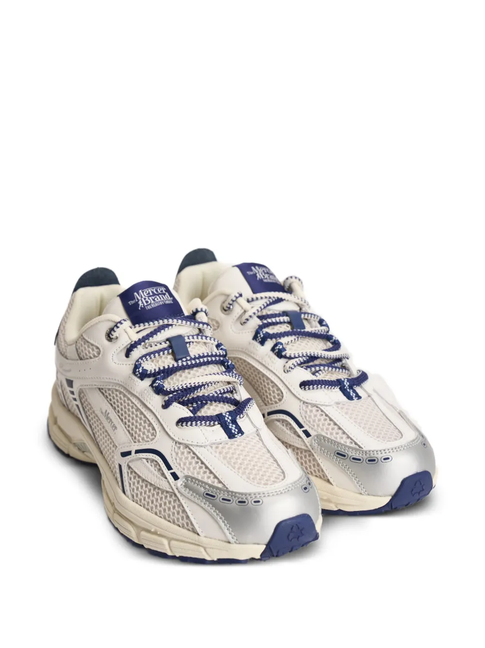 The Mercer Brand The Re-Run sneakers met vlakken Beige