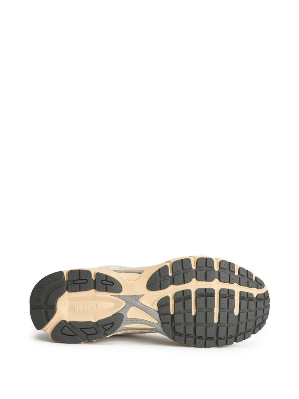 The Mercer Brand The Re-Run sneakers met vlakken Beige