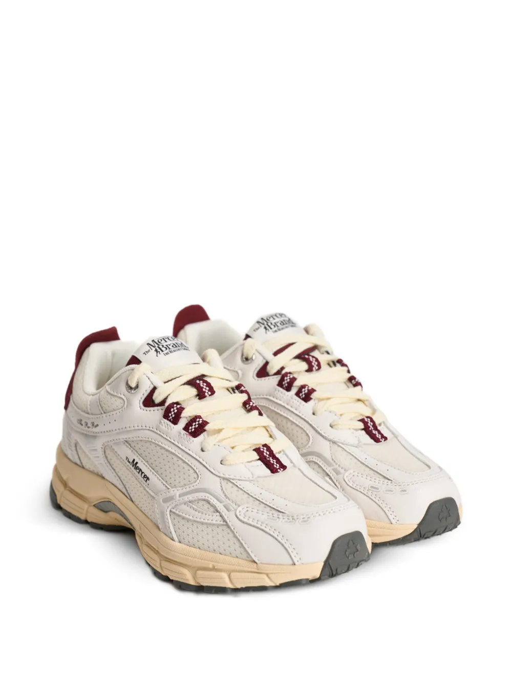 The Mercer Brand The Re-Run sneakers met vlakken Beige