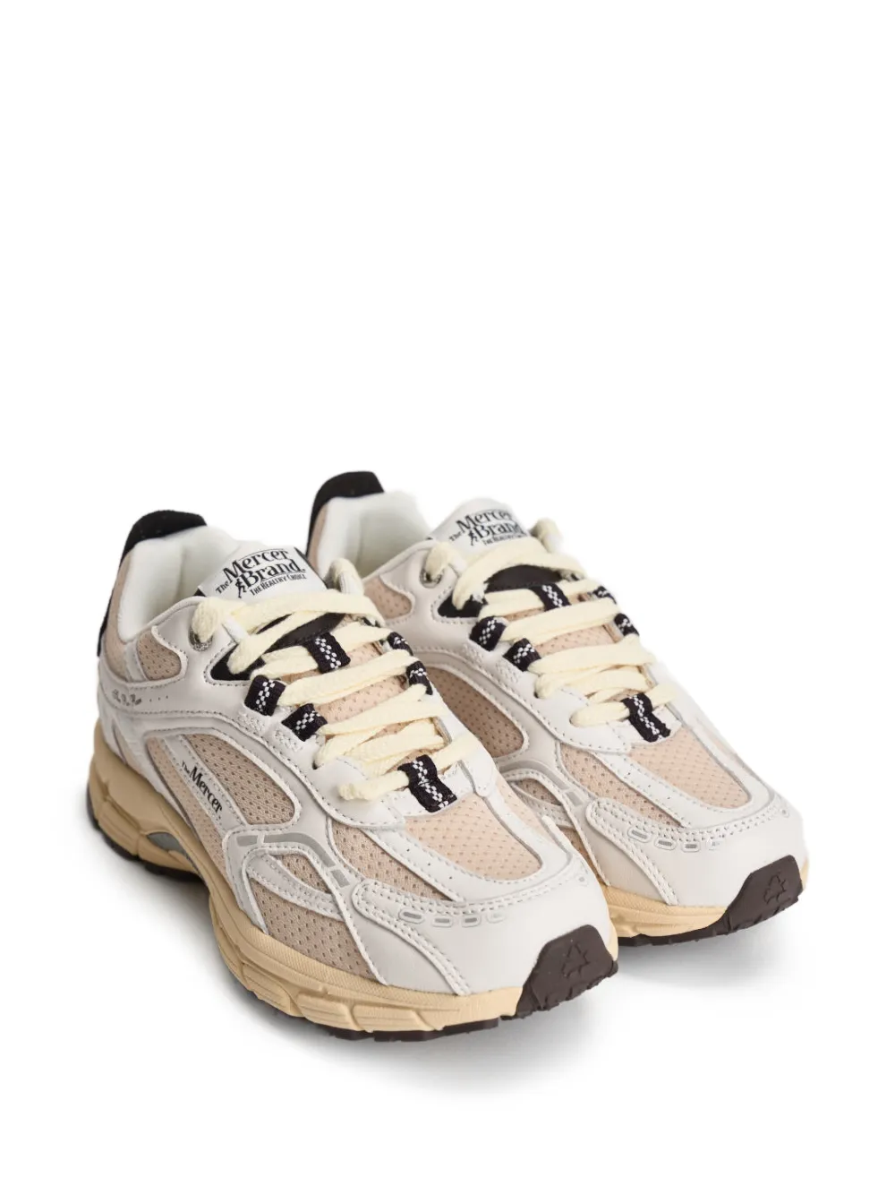 The Mercer Brand The Re-Run sneakers met vlakken Beige