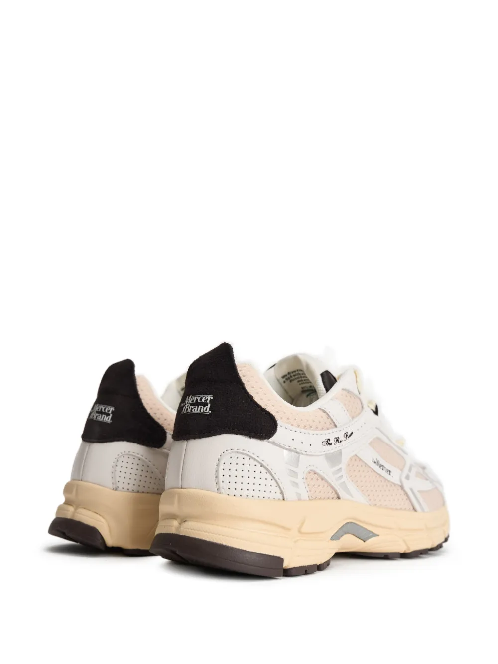 The Mercer Brand The Re-Run sneakers met vlakken Beige