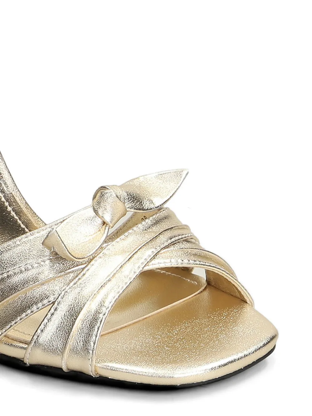 Gold & Rouge Naisa-M metallic sandalen met strikdetail Goud