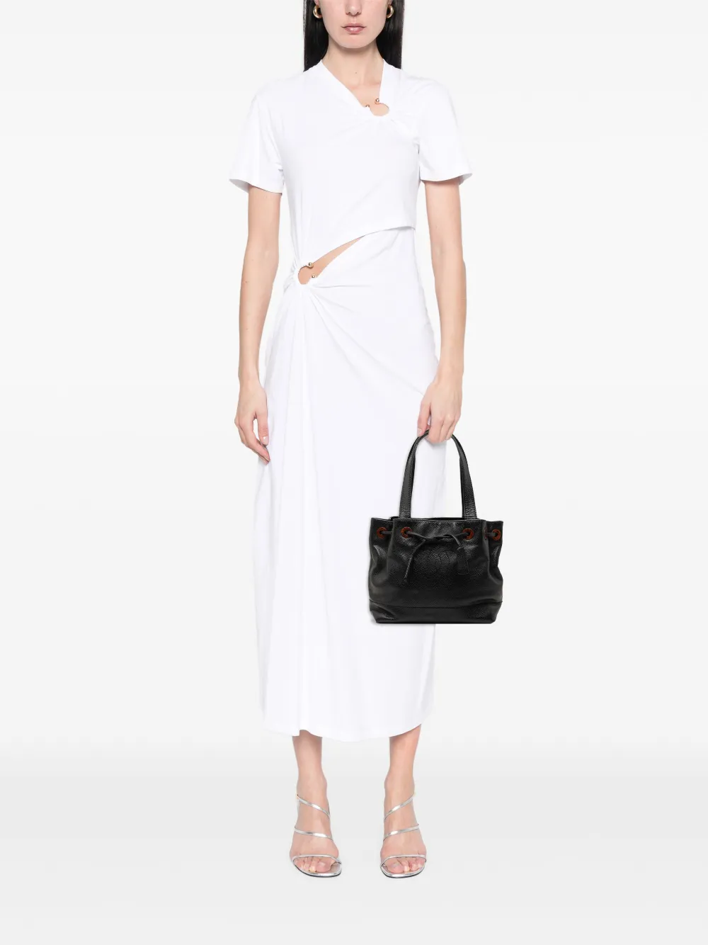Chanel Pre-owned 2002-2003 CC Caviar Drawstring Tote Bag in Black, view 2