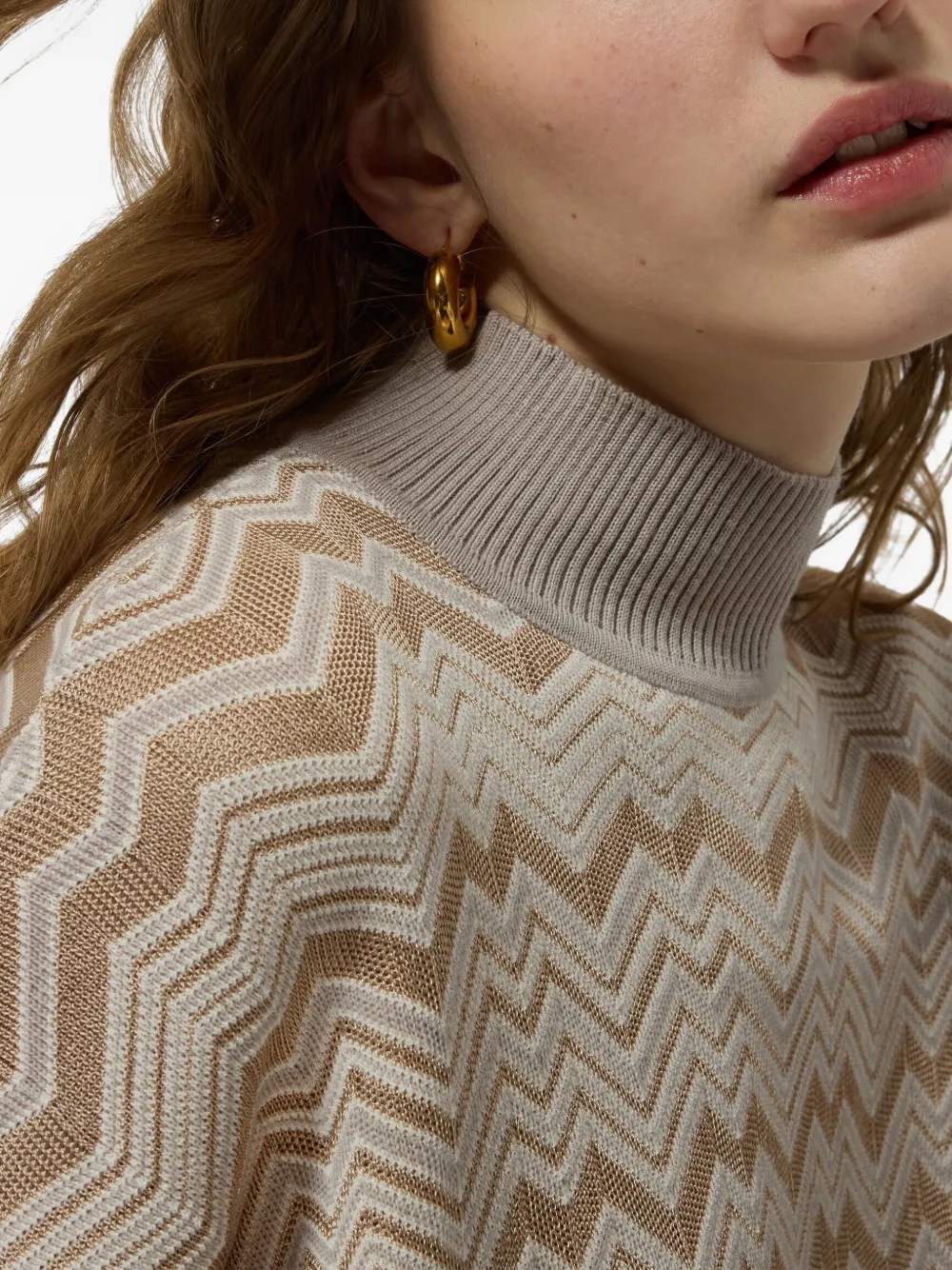 Missoni Trui met hoge hals en zigzagpatroon Beige