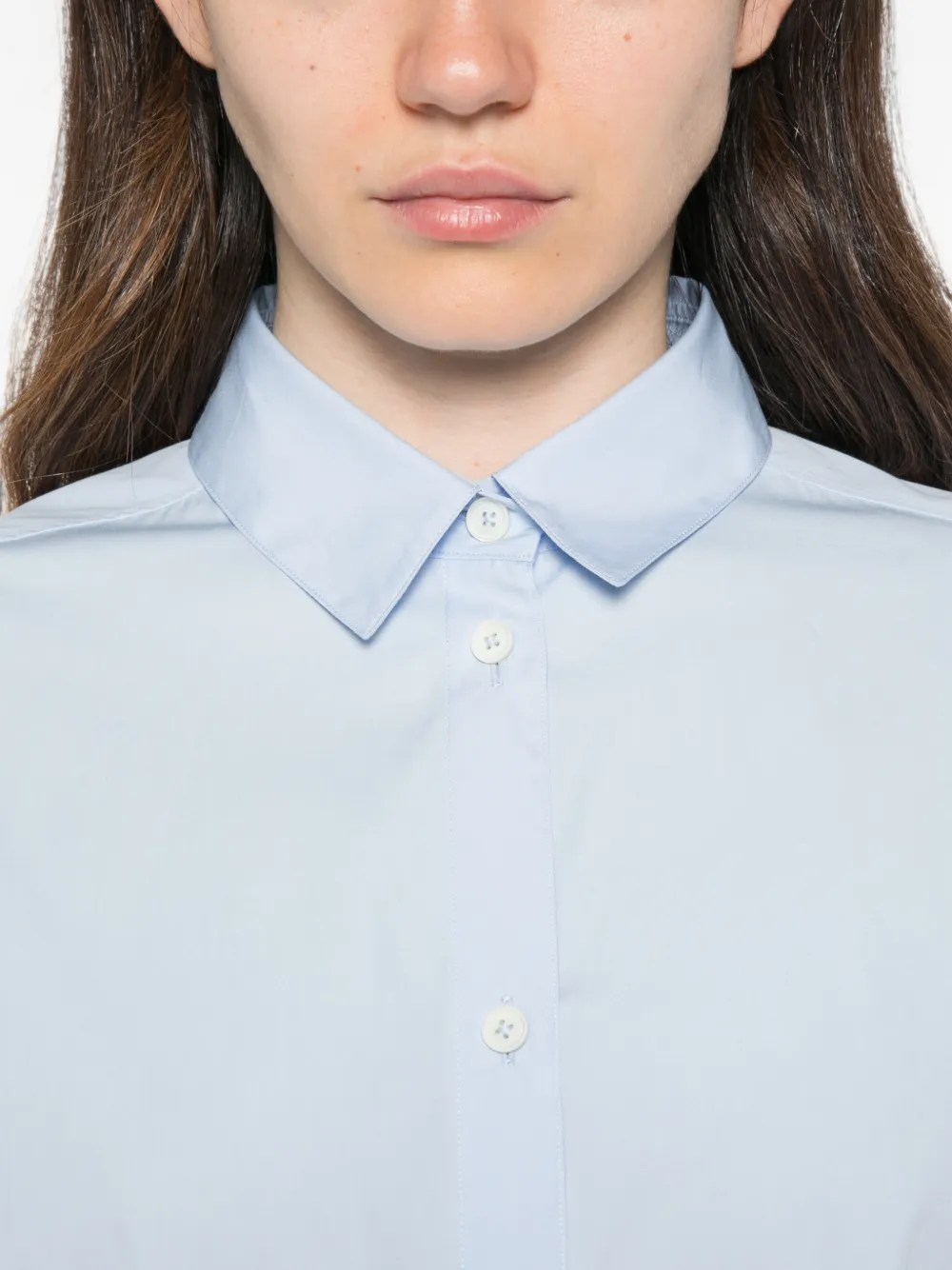 Jil Sander Ruimvallend lichtgewicht katoenen popeline blouse met cropped mouwen en geborduurd -monogram Blauw
