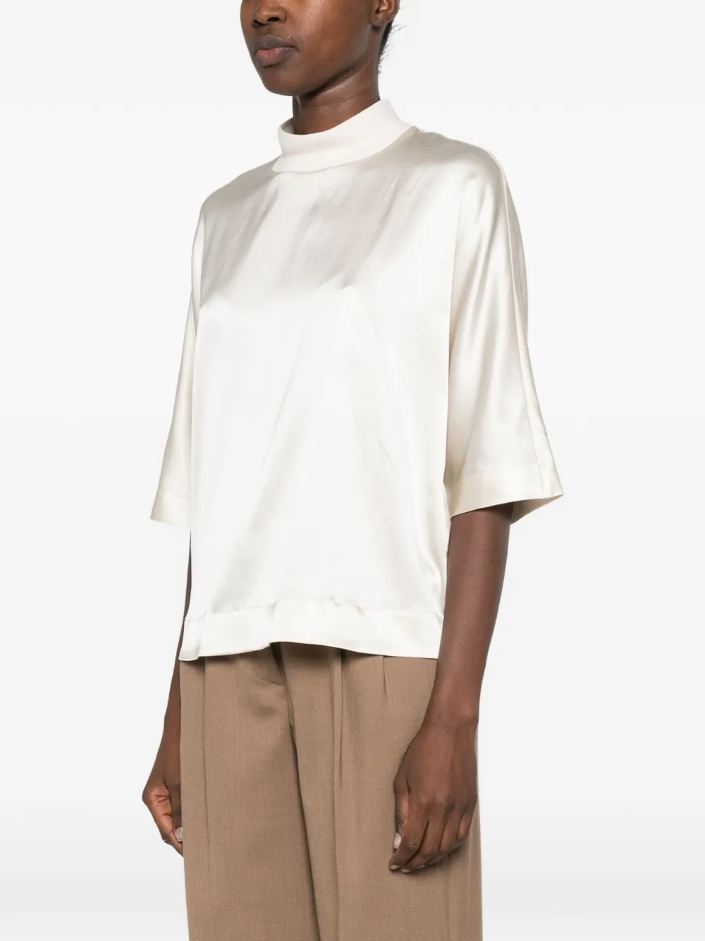 Peserico Top met hoge hals en korte mouwen Beige