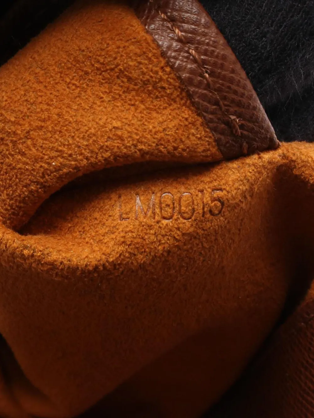 Louis Vuitton Pre-owned 2005 Monogram Musette Salsa PM Long Strap Crossbody Bag in Brown, view 5