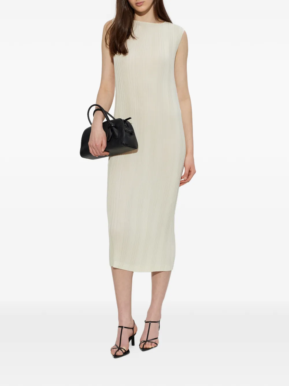 Issey Miyake Mouwloze jurk Beige
