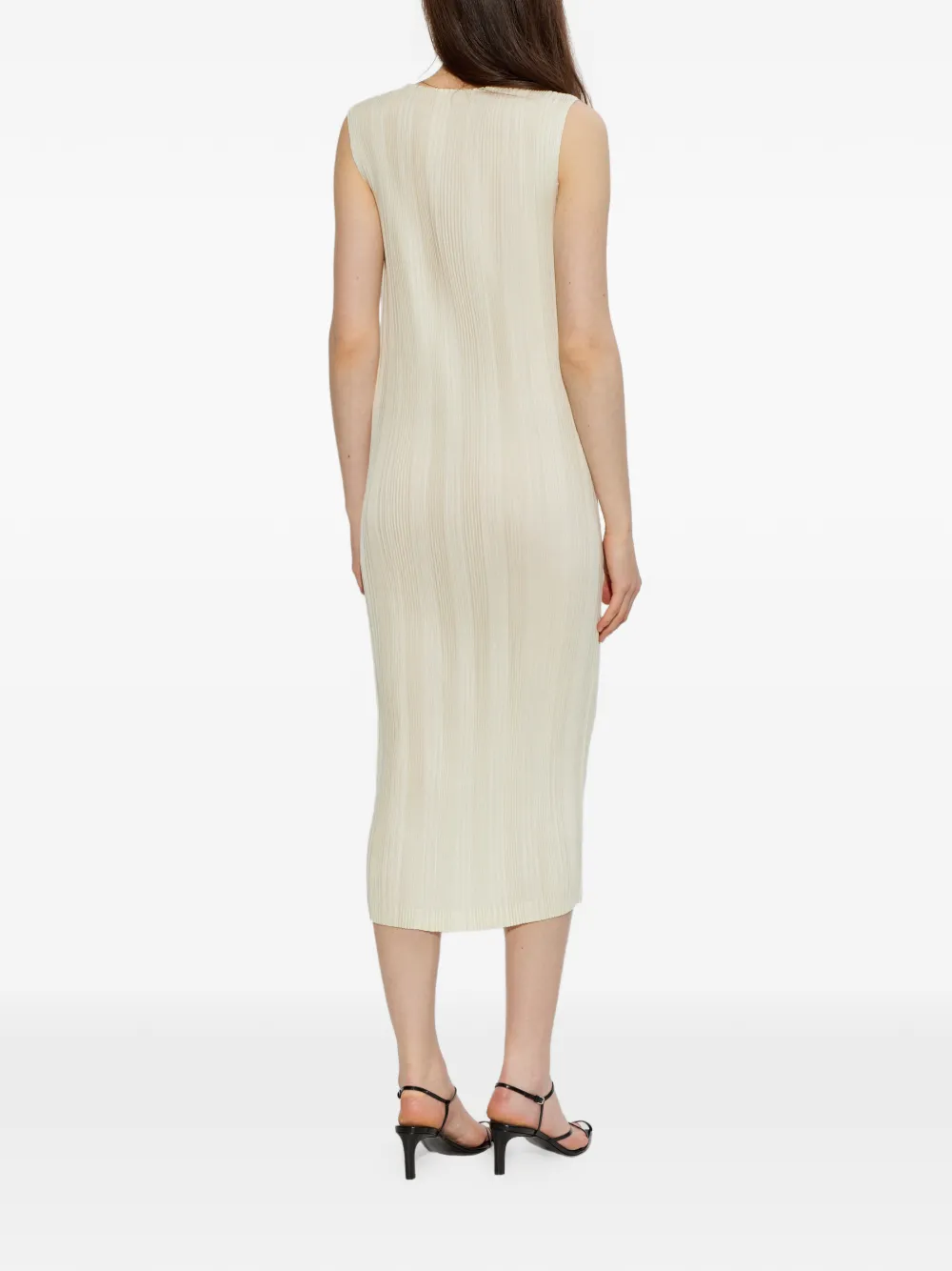 Issey Miyake Mouwloze jurk Beige