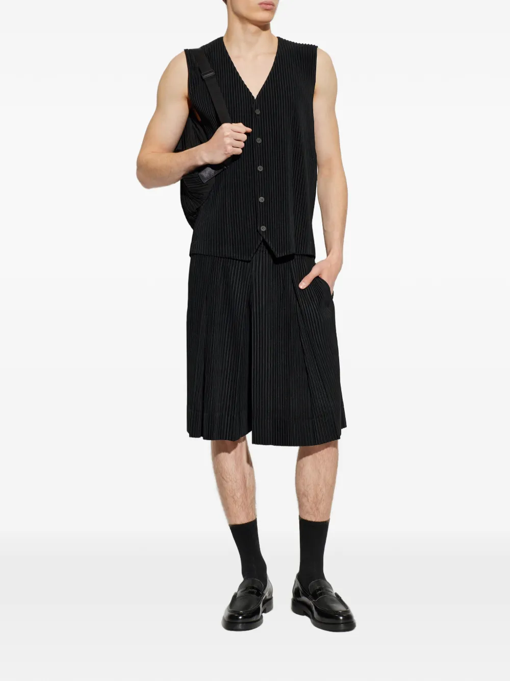 Homme Plissé Issey Miyake プリーツ ベスト | ブラック | FARFETCH JP